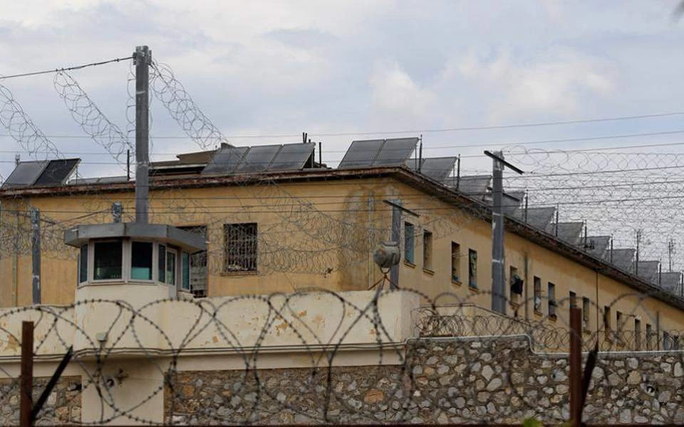 Συνελήφθη δραπέτης των φυλακών Κασσάνδρας- Δεν είναι ένας εκ των δύο που είχαν δραπετεύσει προ ολίγων ημερών!